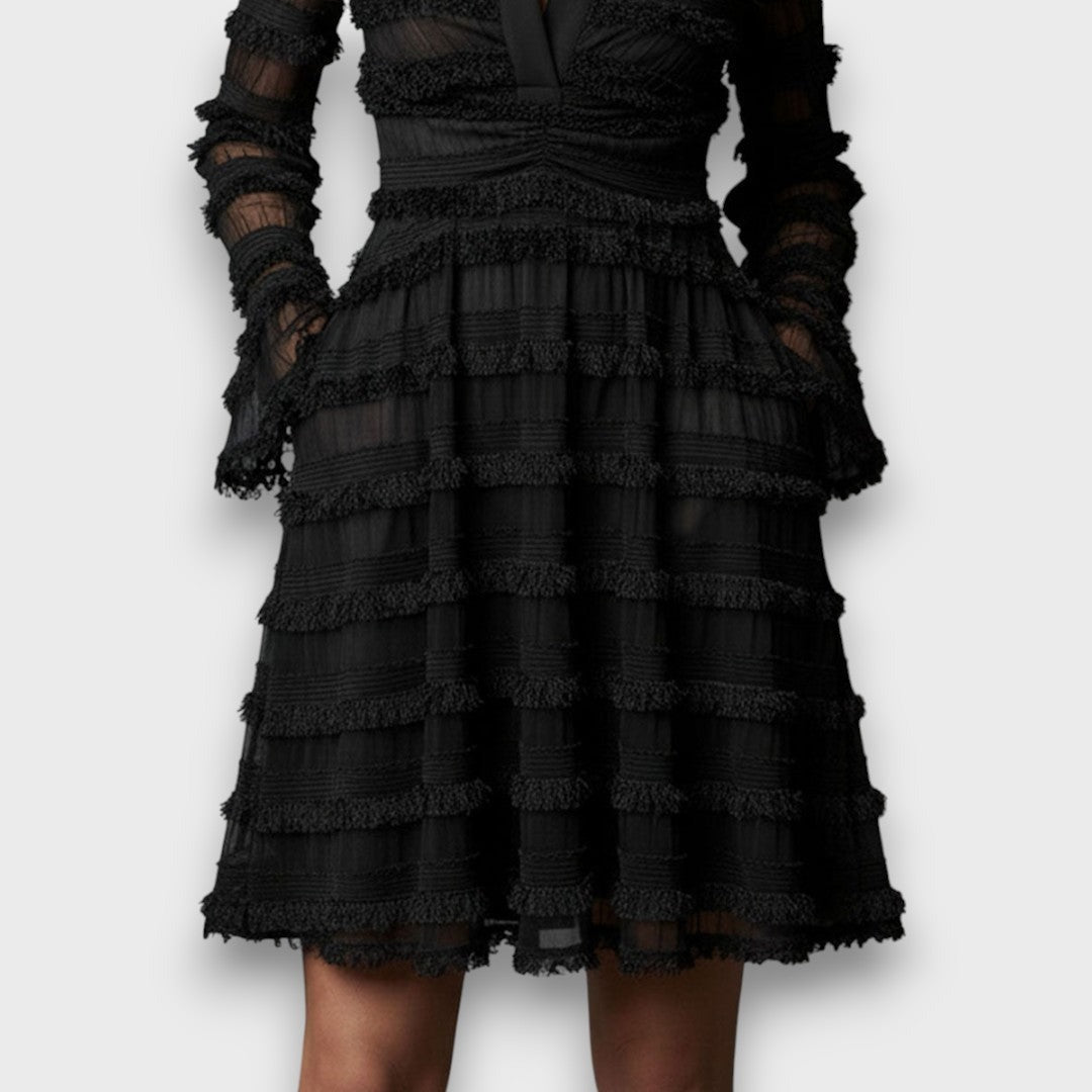 París– Vestido con flecos transparentes
